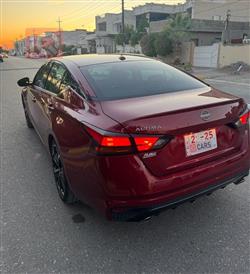 نيسان ألتيما